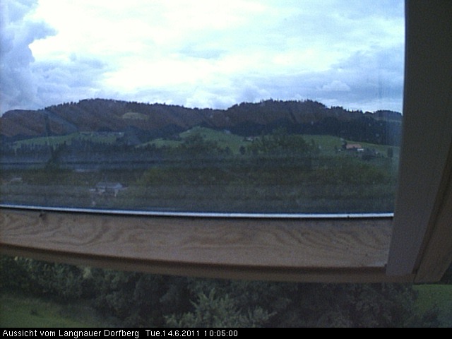 Webcam-Bild: Aussicht vom Dorfberg in Langnau 20110614-100500