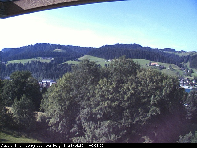 Webcam-Bild: Aussicht vom Dorfberg in Langnau 20110616-090500