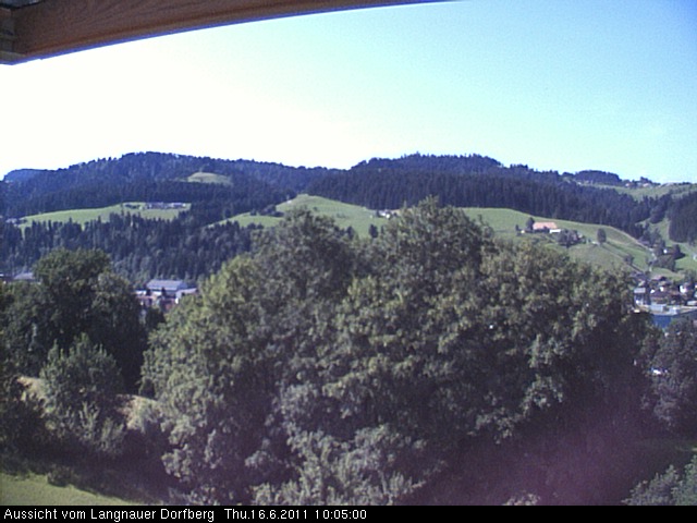 Webcam-Bild: Aussicht vom Dorfberg in Langnau 20110616-100500