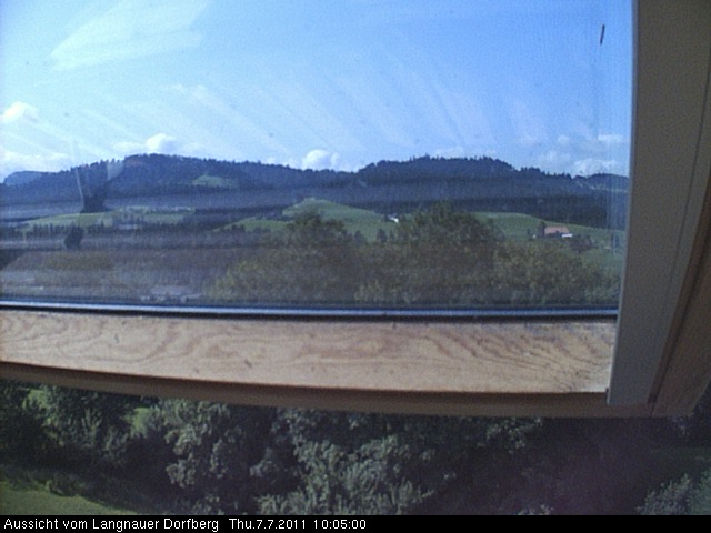 Webcam-Bild: Aussicht vom Dorfberg in Langnau 20110707-100500