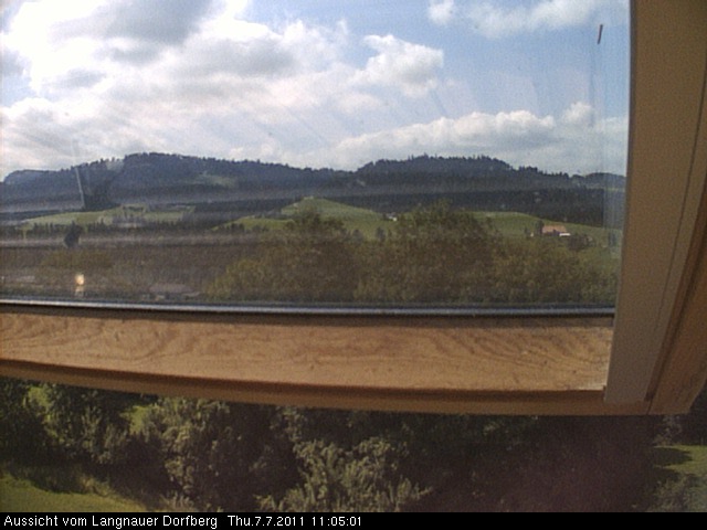 Webcam-Bild: Aussicht vom Dorfberg in Langnau 20110707-110501