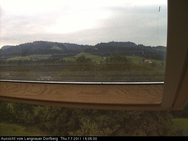 Webcam-Bild: Aussicht vom Dorfberg in Langnau 20110707-150500