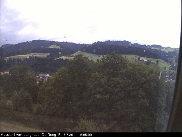 Webcam-Bild: Aussicht vom Dorfberg in Langnau 20110708-160500