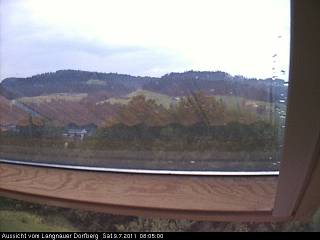 Webcam-Bild: Aussicht vom Dorfberg in Langnau 20110709-080500