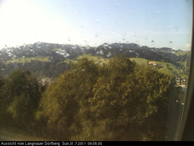 Webcam-Bild: Aussicht vom Dorfberg in Langnau 20110731-090500
