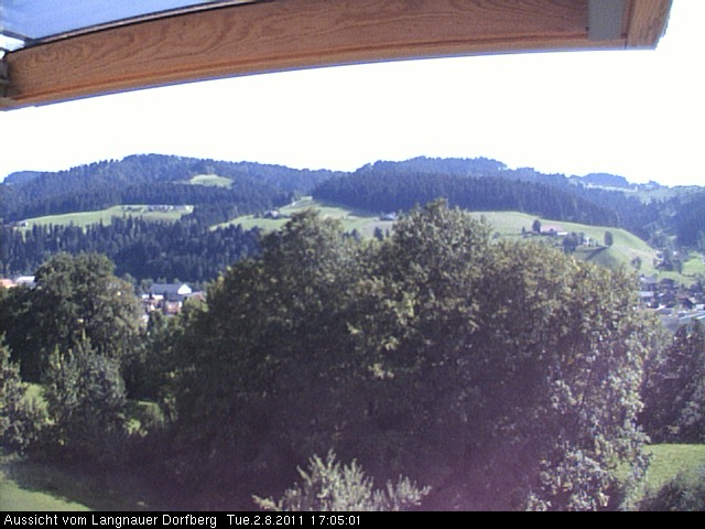 Webcam-Bild: Aussicht vom Dorfberg in Langnau 20110802-170501