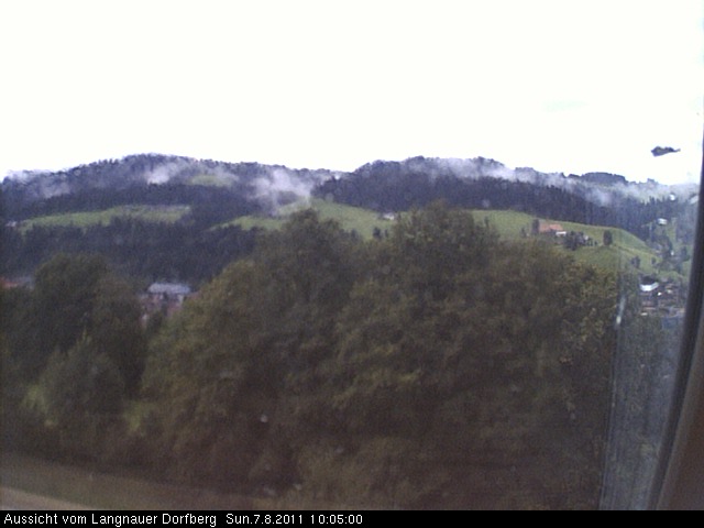 Webcam-Bild: Aussicht vom Dorfberg in Langnau 20110807-100500