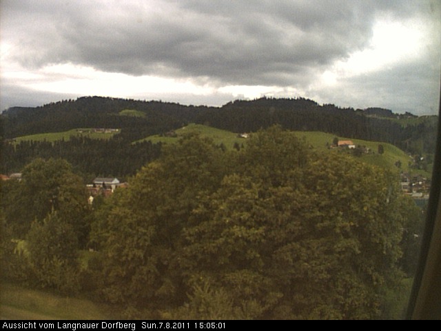 Webcam-Bild: Aussicht vom Dorfberg in Langnau 20110807-150501