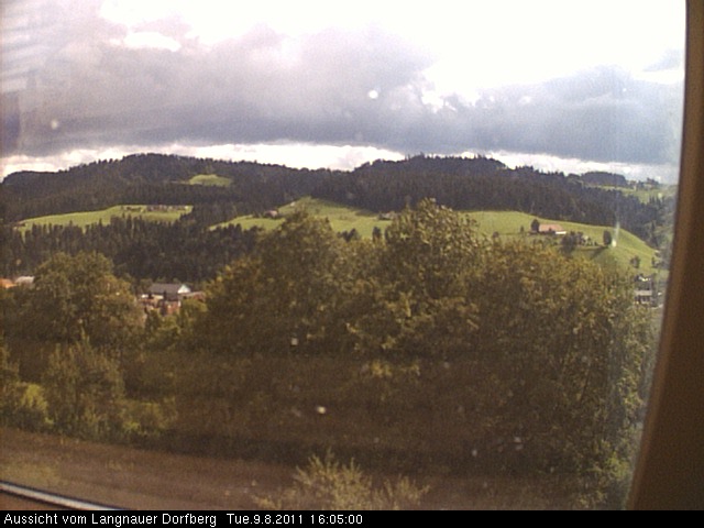 Webcam-Bild: Aussicht vom Dorfberg in Langnau 20110809-160500
