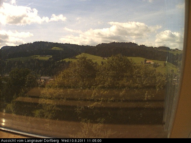 Webcam-Bild: Aussicht vom Dorfberg in Langnau 20110810-110500