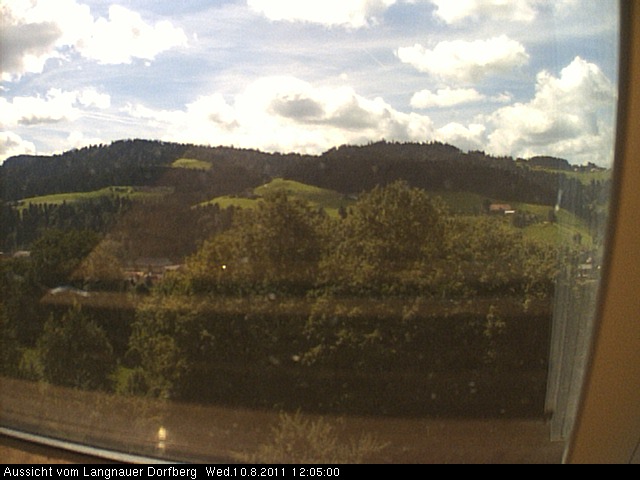 Webcam-Bild: Aussicht vom Dorfberg in Langnau 20110810-120500