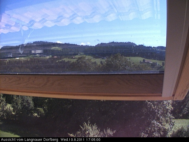 Webcam-Bild: Aussicht vom Dorfberg in Langnau 20110810-170500