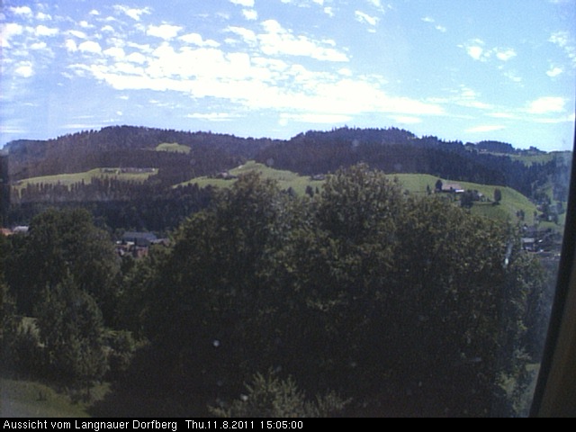 Webcam-Bild: Aussicht vom Dorfberg in Langnau 20110811-150500