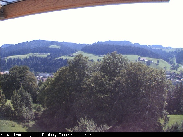 Webcam-Bild: Aussicht vom Dorfberg in Langnau 20110818-150500