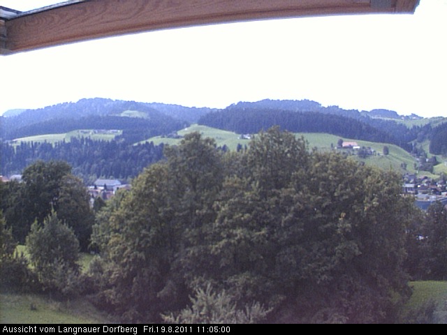 Webcam-Bild: Aussicht vom Dorfberg in Langnau 20110819-110500