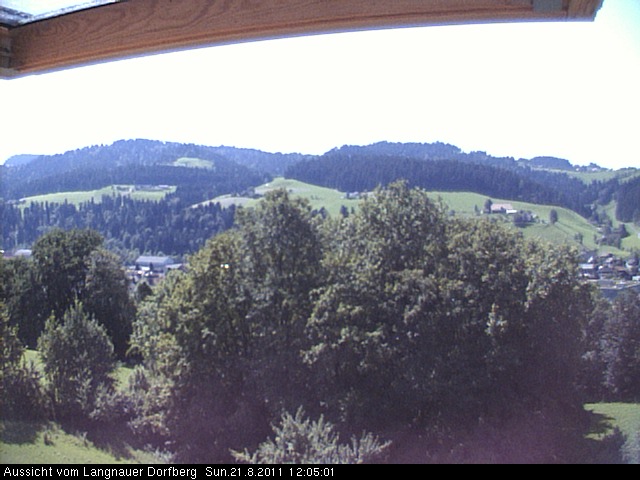 Webcam-Bild: Aussicht vom Dorfberg in Langnau 20110821-120501