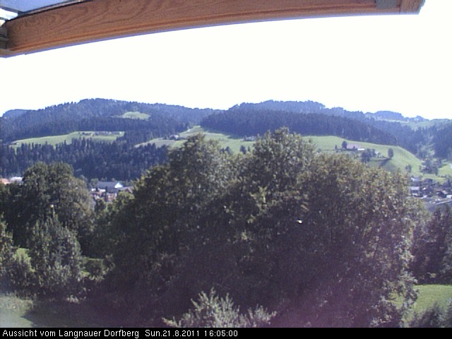 Webcam-Bild: Aussicht vom Dorfberg in Langnau 20110821-160500