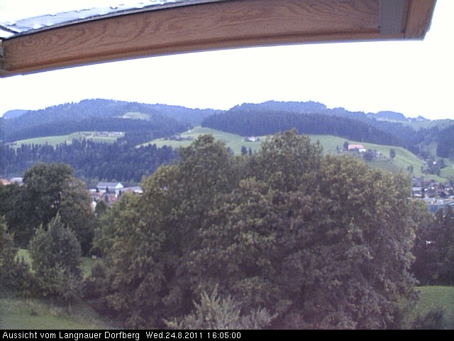 Webcam-Bild: Aussicht vom Dorfberg in Langnau 20110824-160500