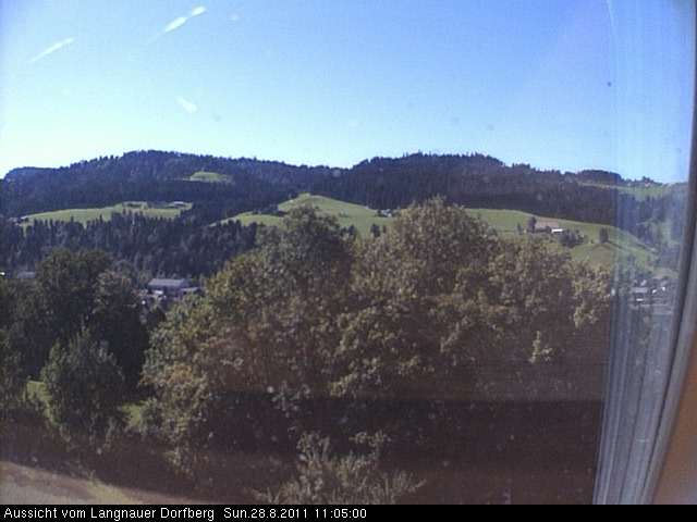 Webcam-Bild: Aussicht vom Dorfberg in Langnau 20110828-110500