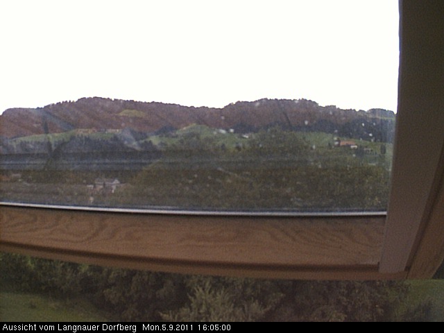 Webcam-Bild: Aussicht vom Dorfberg in Langnau 20110905-160500