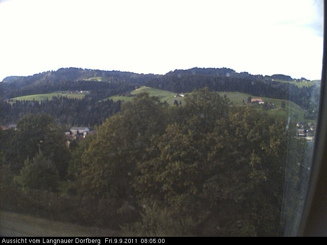 Webcam-Bild: Aussicht vom Dorfberg in Langnau 20110909-080500