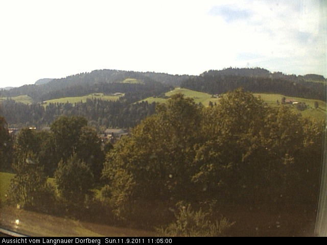 Webcam-Bild: Aussicht vom Dorfberg in Langnau 20110911-110500