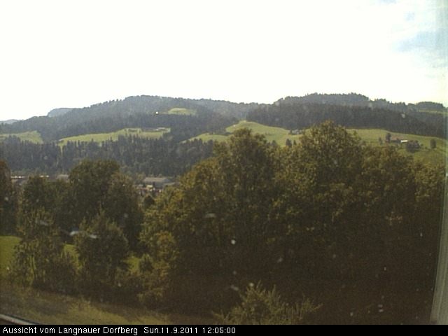 Webcam-Bild: Aussicht vom Dorfberg in Langnau 20110911-120500