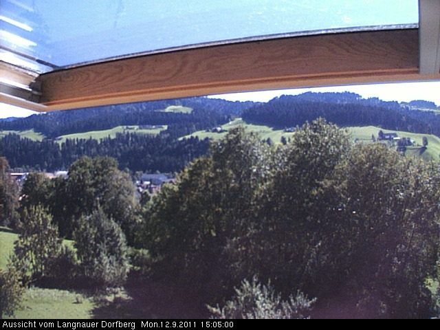 Webcam-Bild: Aussicht vom Dorfberg in Langnau 20110912-150500