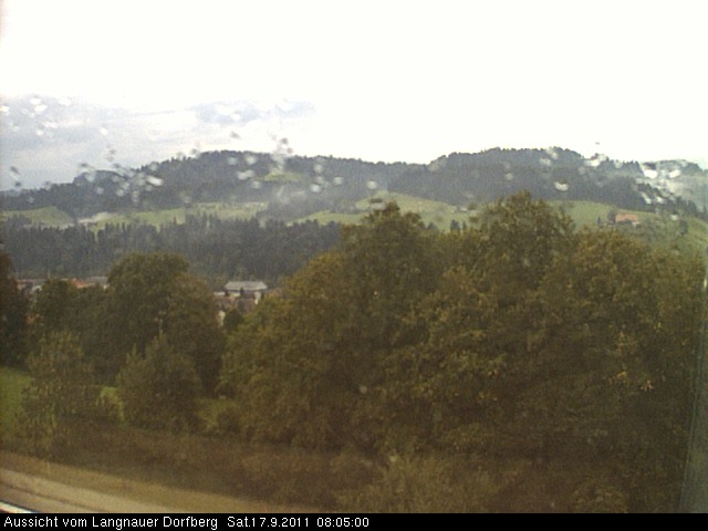 Webcam-Bild: Aussicht vom Dorfberg in Langnau 20110917-080500