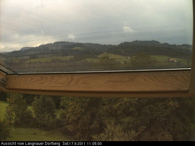 Webcam-Bild: Aussicht vom Dorfberg in Langnau 20110917-110500