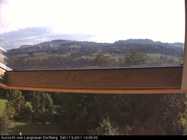 Webcam-Bild: Aussicht vom Dorfberg in Langnau 20110917-160500