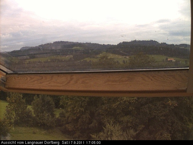 Webcam-Bild: Aussicht vom Dorfberg in Langnau 20110917-170500