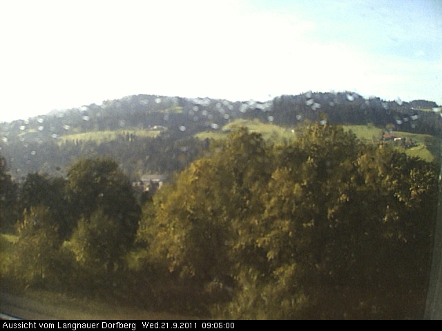Webcam-Bild: Aussicht vom Dorfberg in Langnau 20110921-090500