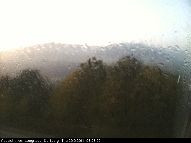 Webcam-Bild: Aussicht vom Dorfberg in Langnau 20110929-080500