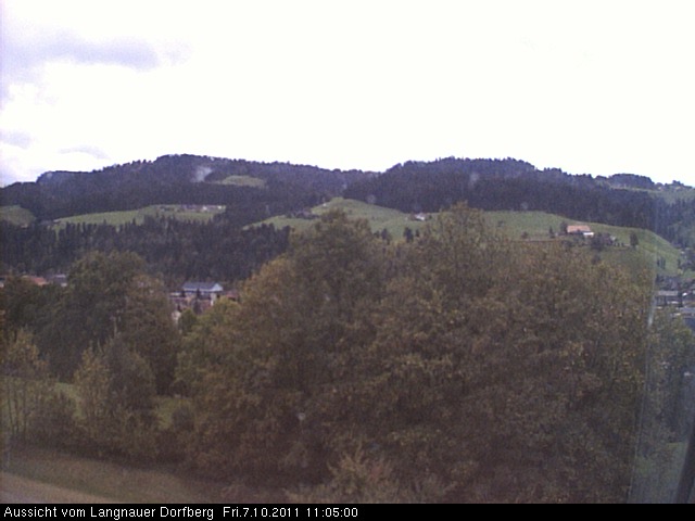 Webcam-Bild: Aussicht vom Dorfberg in Langnau 20111007-110500
