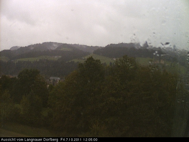 Webcam-Bild: Aussicht vom Dorfberg in Langnau 20111007-120500