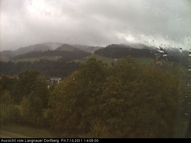 Webcam-Bild: Aussicht vom Dorfberg in Langnau 20111007-140500