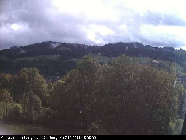 Webcam-Bild: Aussicht vom Dorfberg in Langnau 20111007-150500