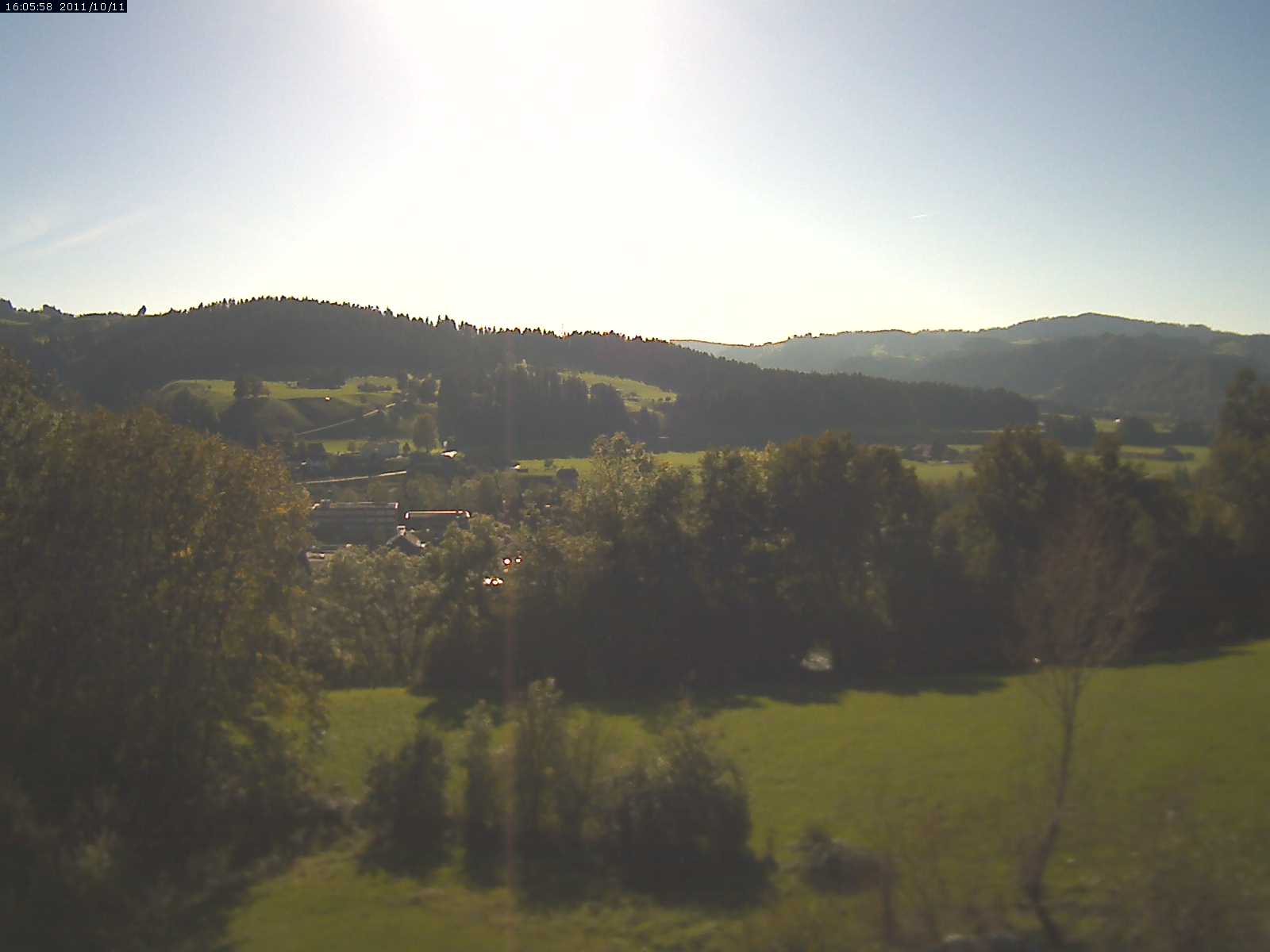 Webcam-Bild: Aussicht vom Dorfberg in Langnau 20111011-170600