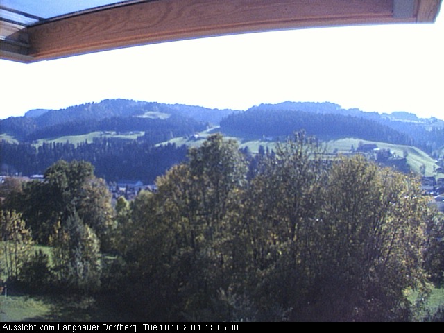 Webcam-Bild: Aussicht vom Dorfberg in Langnau 20111018-150500