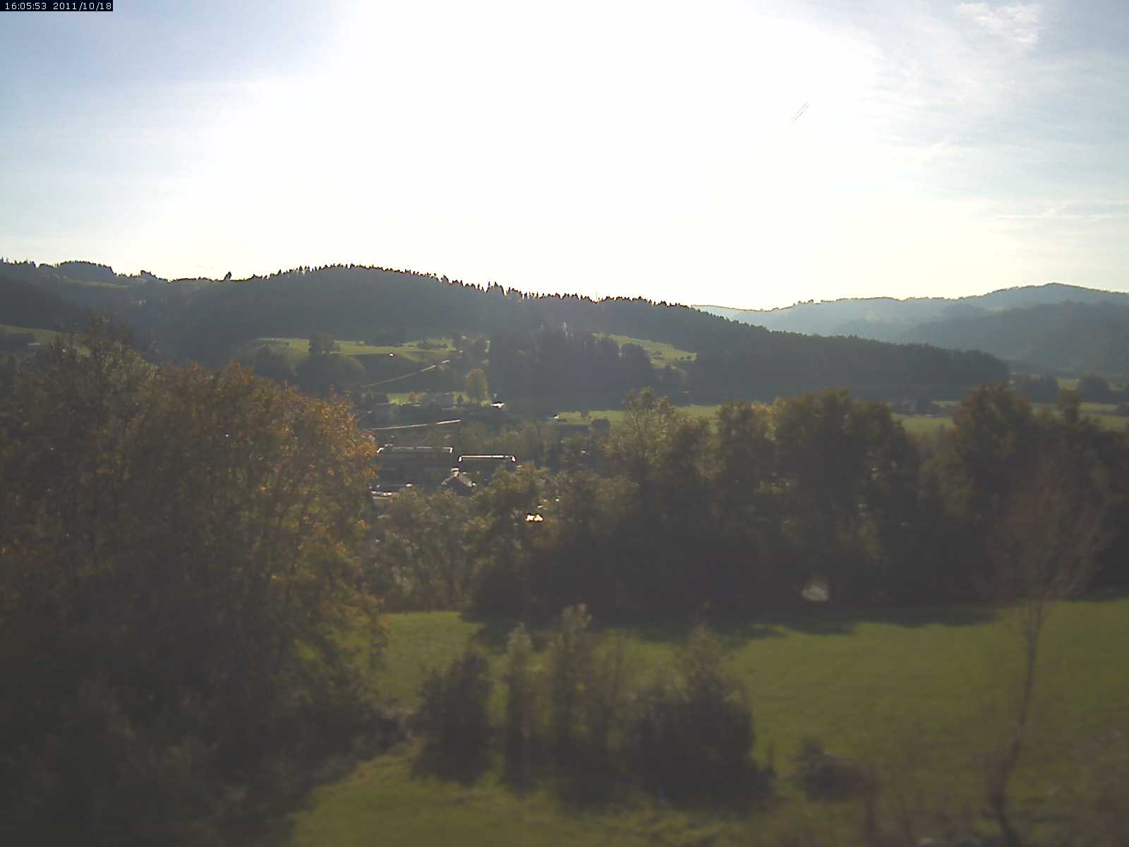 Webcam-Bild: Aussicht vom Dorfberg in Langnau 20111018-160600
