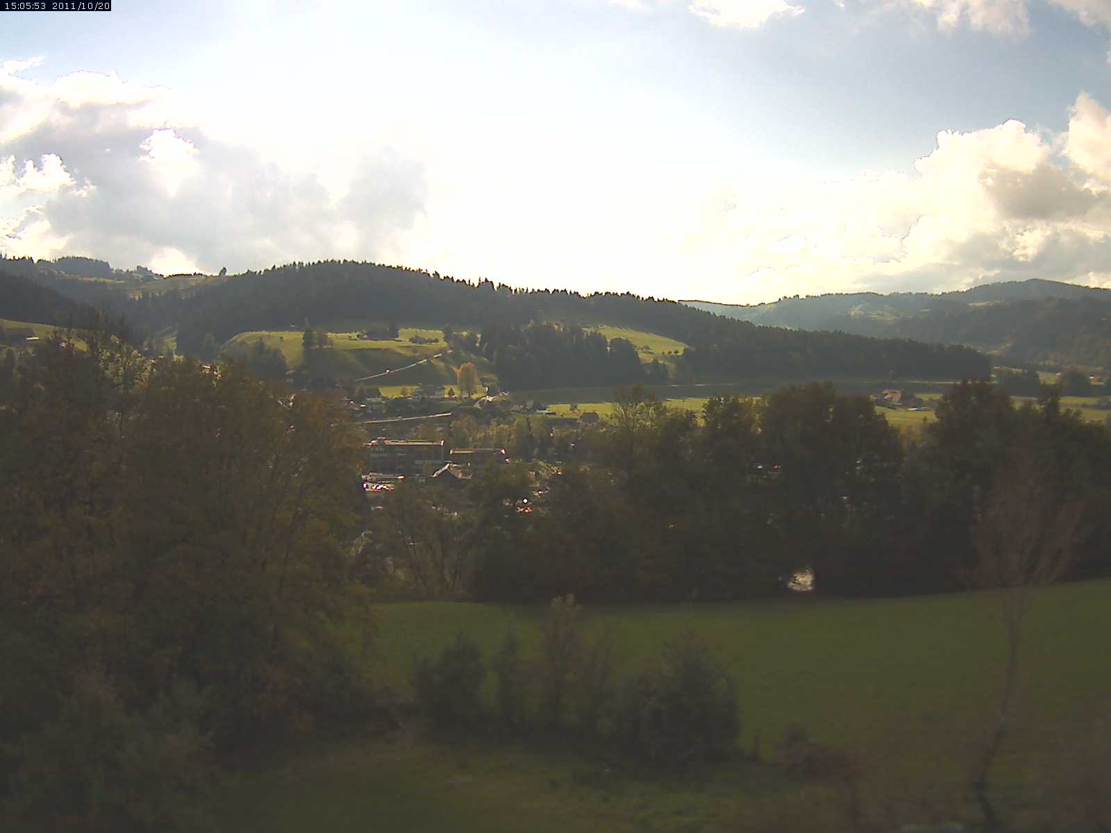 Webcam-Bild: Aussicht vom Dorfberg in Langnau 20111020-150600