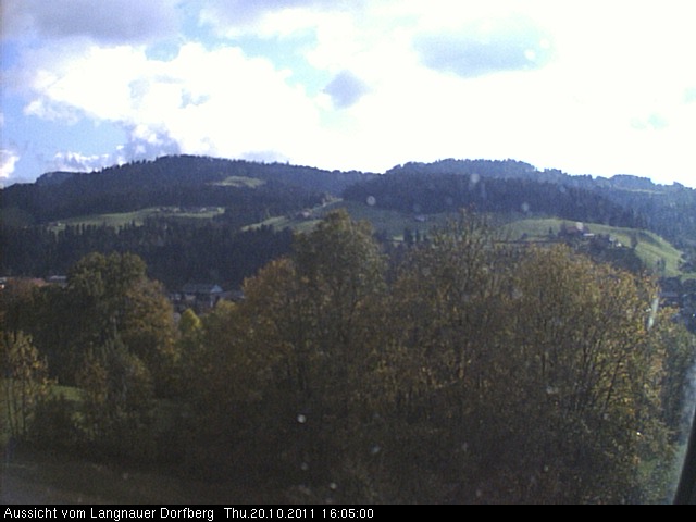 Webcam-Bild: Aussicht vom Dorfberg in Langnau 20111020-160500