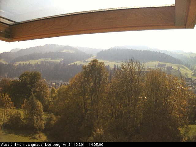 Webcam-Bild: Aussicht vom Dorfberg in Langnau 20111021-140500