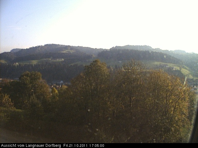 Webcam-Bild: Aussicht vom Dorfberg in Langnau 20111021-170500