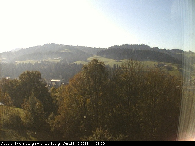 Webcam-Bild: Aussicht vom Dorfberg in Langnau 20111023-110500
