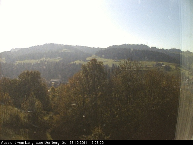 Webcam-Bild: Aussicht vom Dorfberg in Langnau 20111023-120500