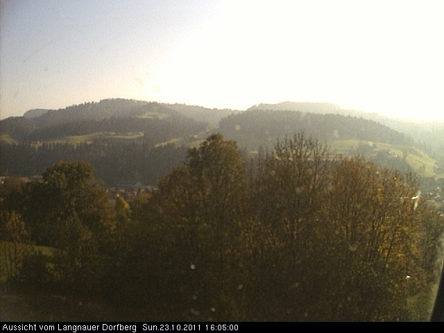 Webcam-Bild: Aussicht vom Dorfberg in Langnau 20111023-160500