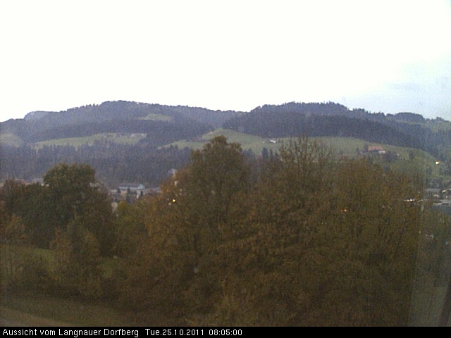 Webcam-Bild: Aussicht vom Dorfberg in Langnau 20111025-080500