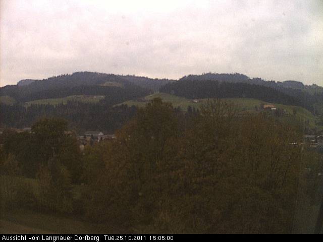 Webcam-Bild: Aussicht vom Dorfberg in Langnau 20111025-150500